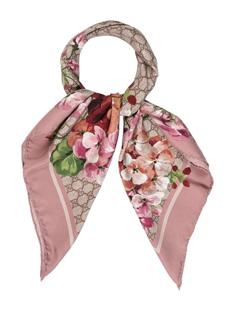 gucci silk scarf women